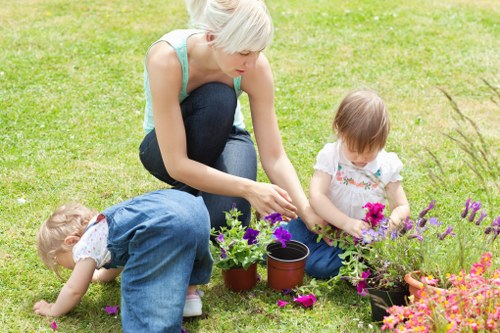 Seasonal garden maintenance activities in Muswell Hill